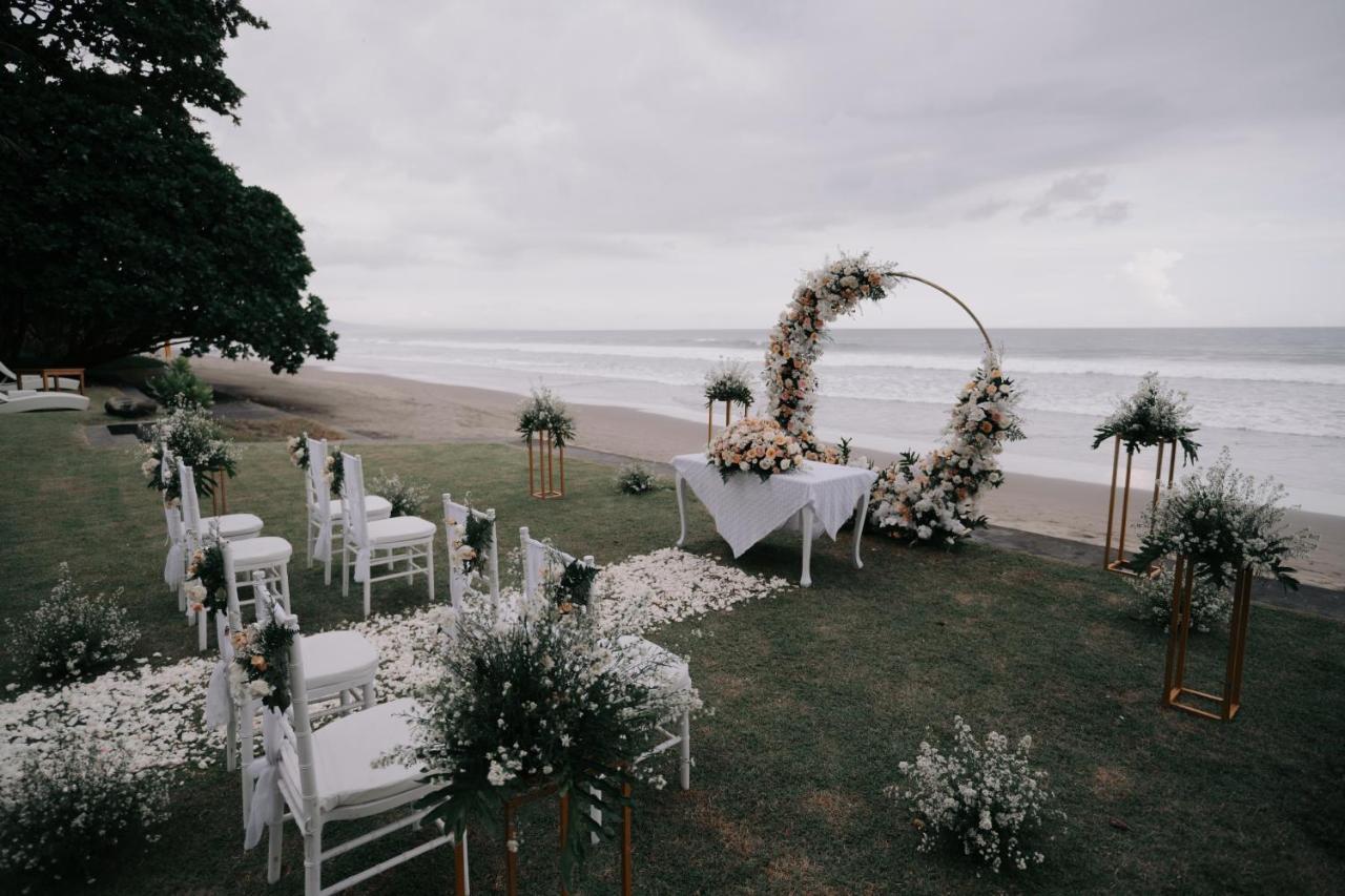 Kelapa Retreat & Spa Pulukan Luaran gambar
