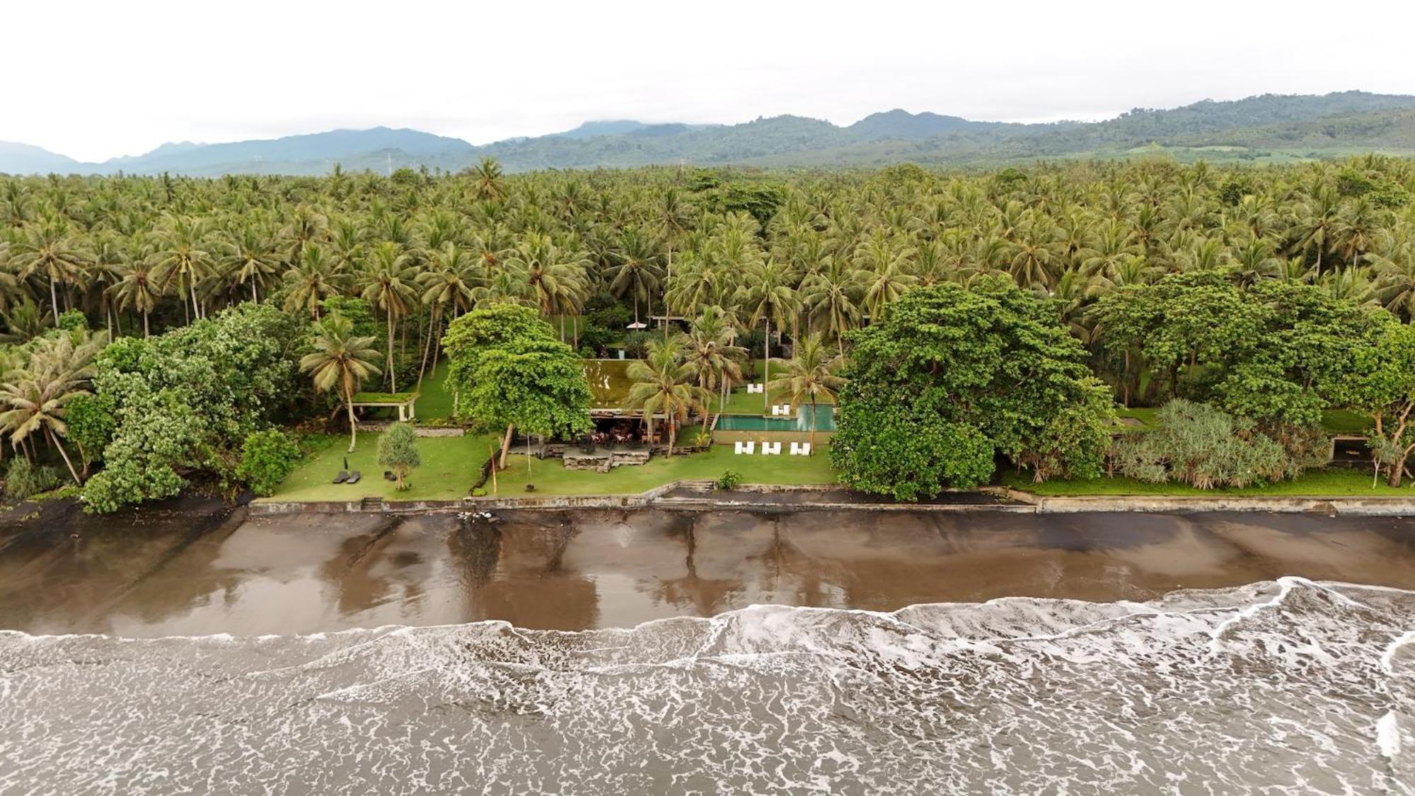 Kelapa Retreat & Spa Pulukan Luaran gambar