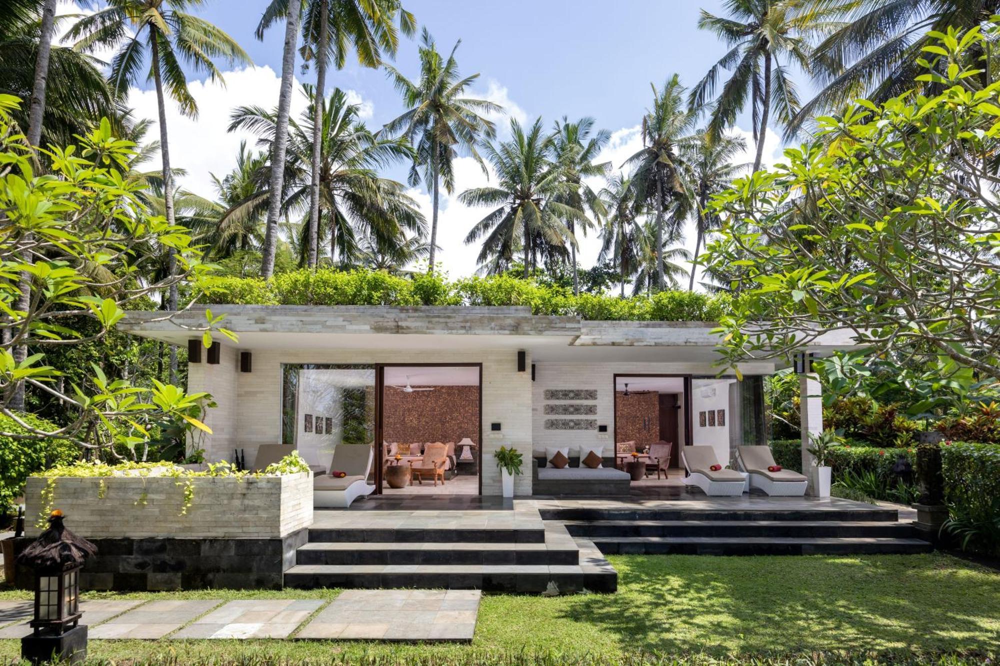 Kelapa Retreat & Spa Pulukan Luaran gambar