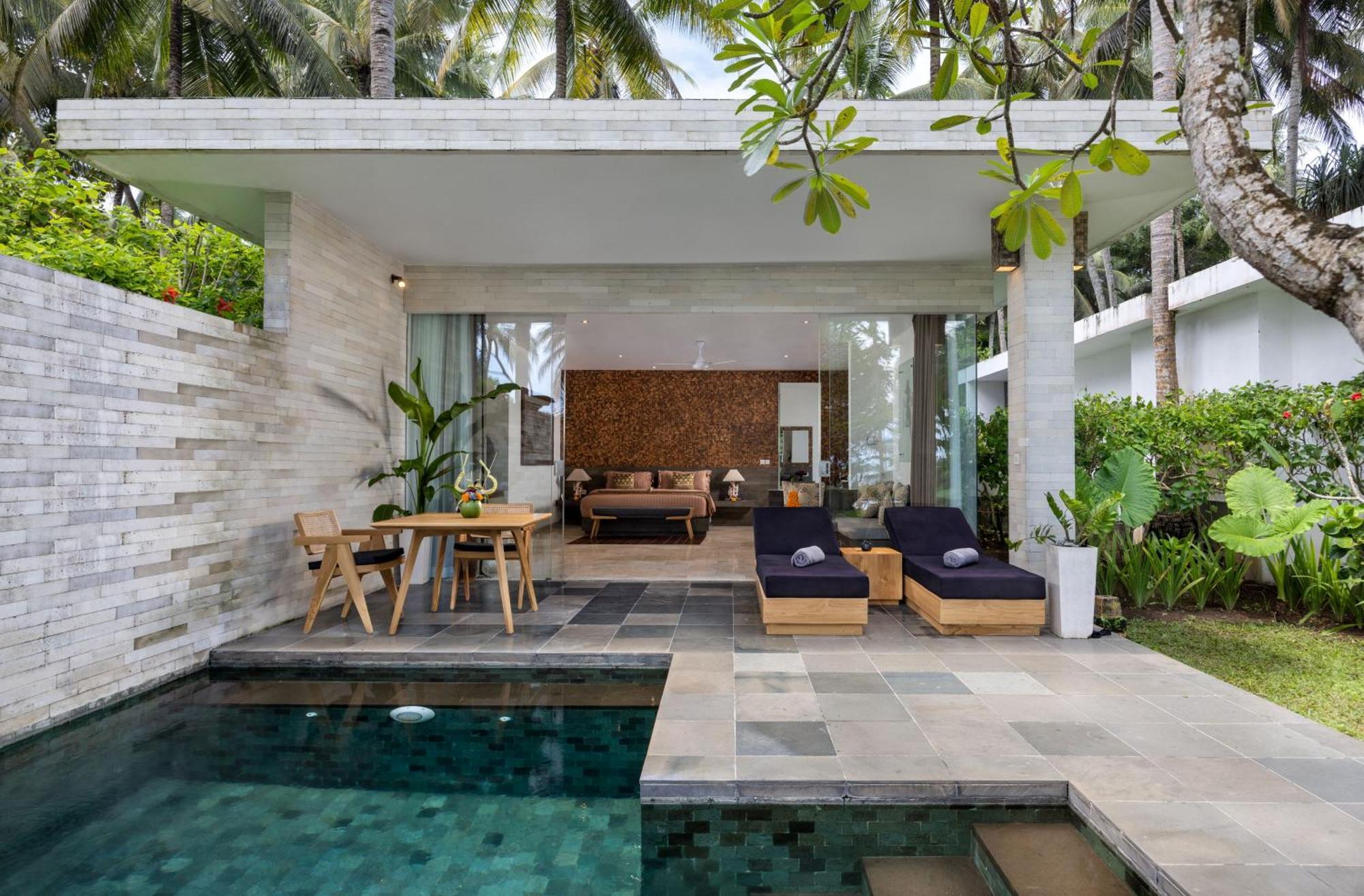 Kelapa Retreat & Spa Pulukan Luaran gambar